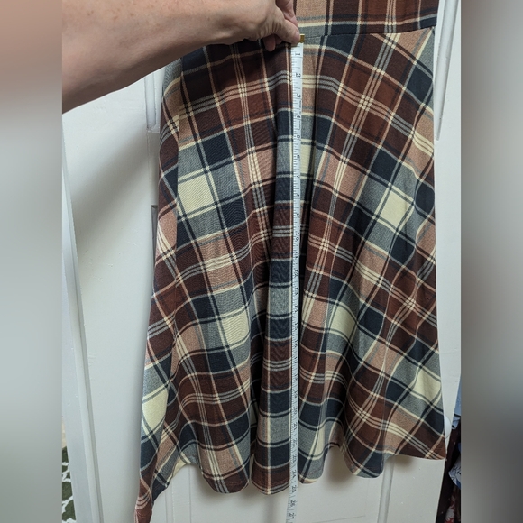 LuLaRoe plaid dress, Medium, excellent condition - Picture 5 of 5